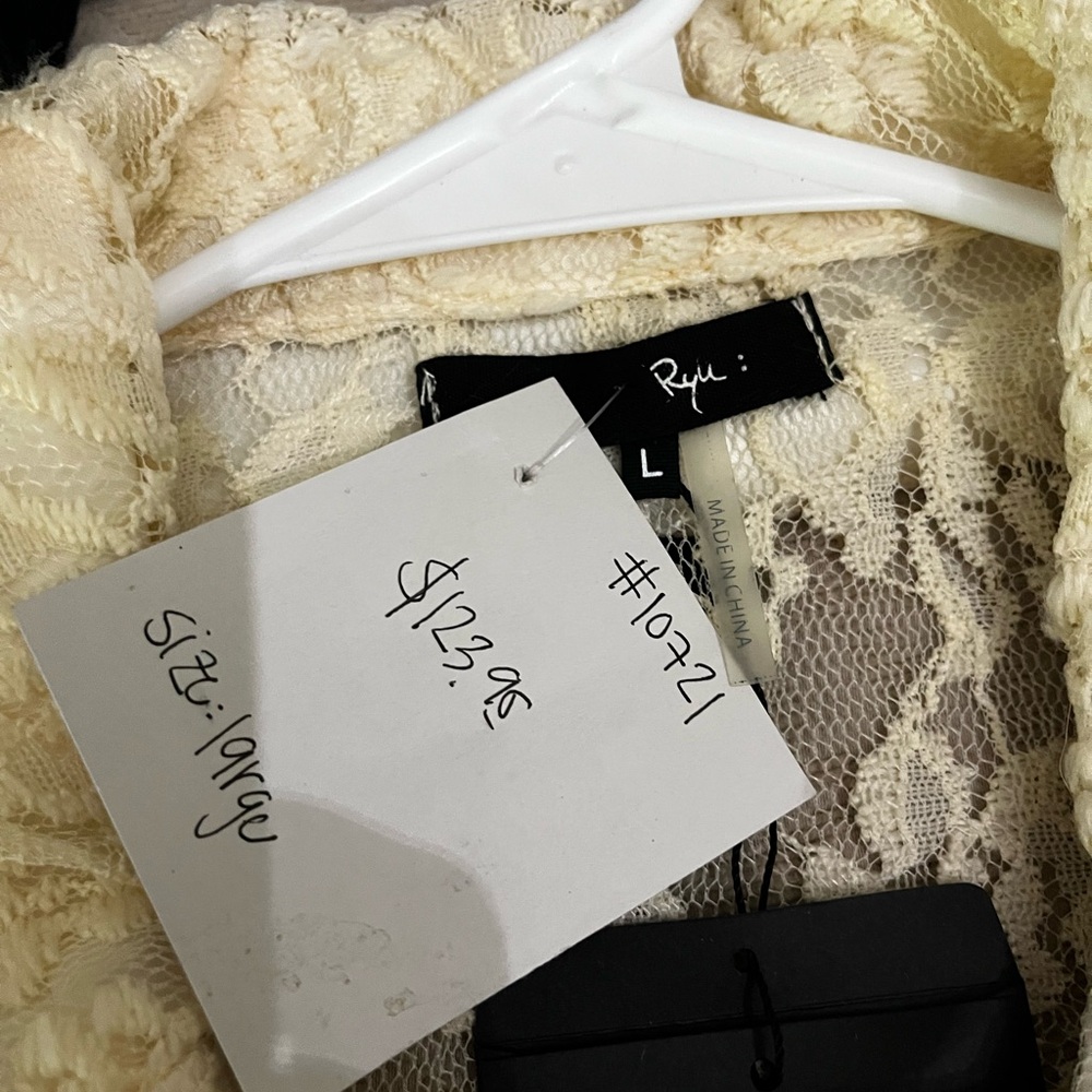 Ryu Lace Jacket in Cream - Picture 3 of 3